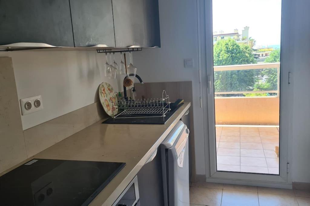 Appartement Vue Mer Sur Les Hauteurs De Nizza Exterior foto
